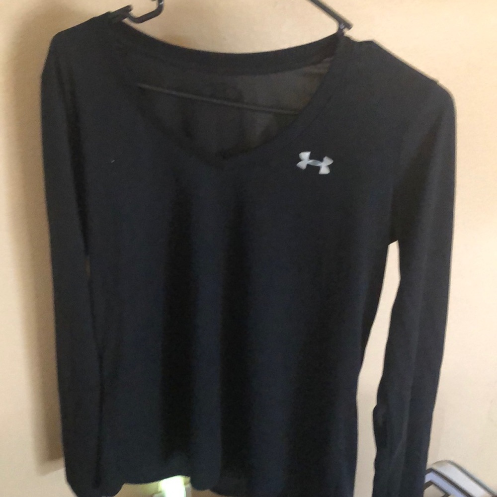 Black work out top